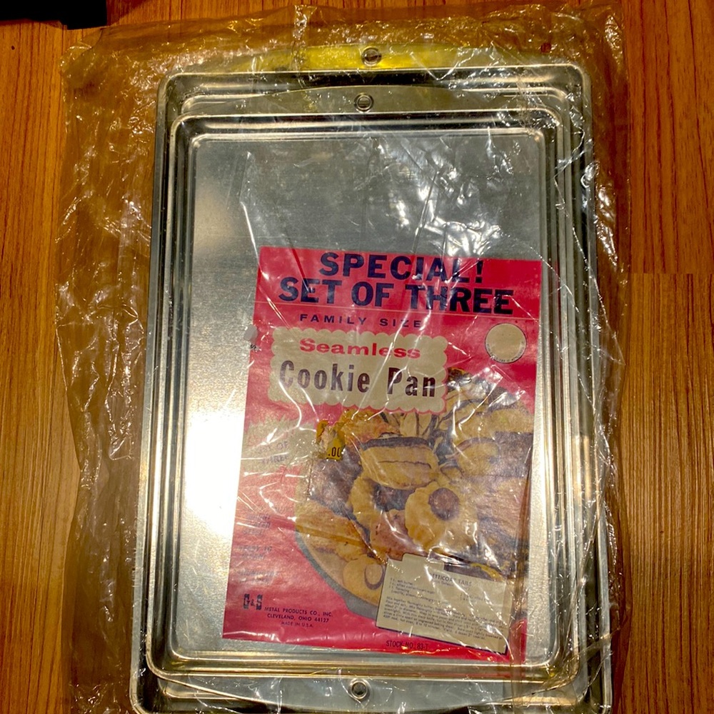 Vintage cookie pans new